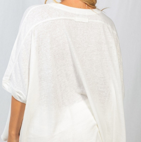 I-14 PLUS Knit Half Sleeve Top Oversized in WHITE - Picture 3 of 3